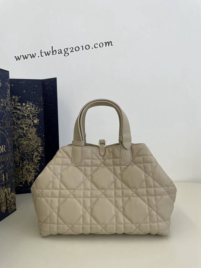 Dior专柜新款迪奥高仿原单中号奶油杏Toujours系列大菱格休闲女包 djfk1436